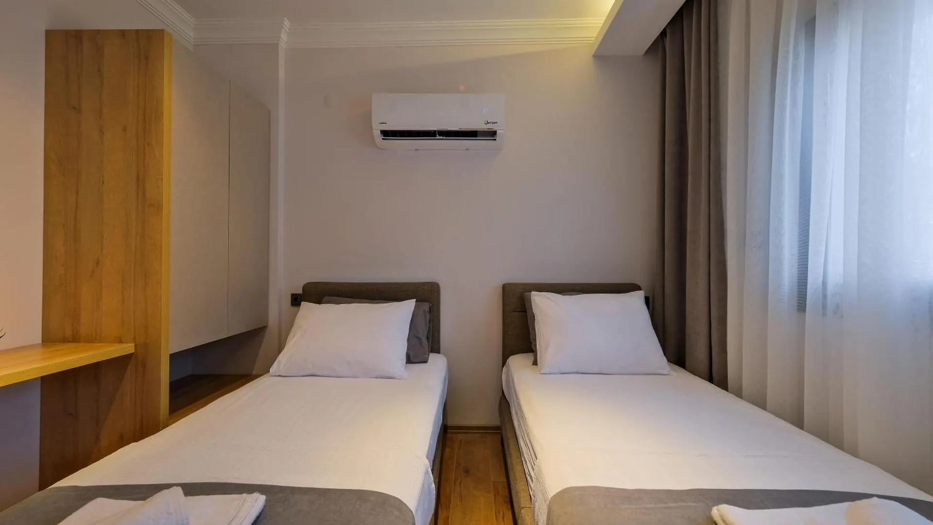 Light Apartments Φετιγιέ