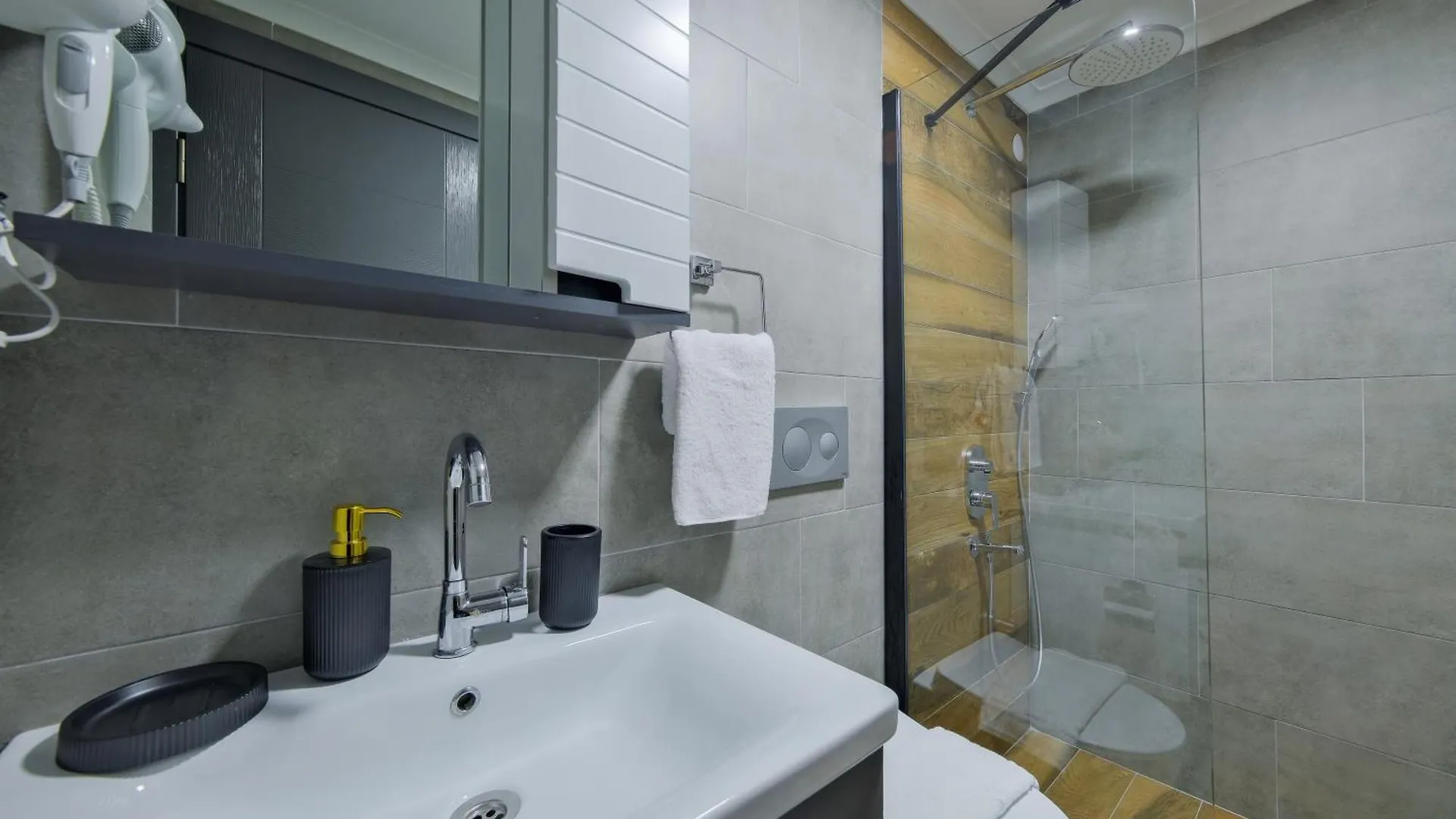 Light Apartments Fethiye